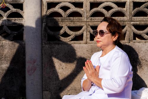 ภาพ No.290426:วันที่ 7 มกราคม พ.ศ. 2569 พิธีต้อนรับพระธรรมยาตรา ณ อนุสรณ์สถานลำดับที่ 2  สถานที่ตั้งมโนปณิธานบวชตลอดชีวิต อนุสรณ์สถานคลองบางนางแท่น (ภาพชุดที่ 2) อ.สามพราน จ.นครปฐม ในโครงการธรรมยาตรา กตัญญูบูชา มหาปูชนียาจารย์ พระมงคลเทพมุนี(สด จนฺทสโร) พระผู้ปราบมาร 