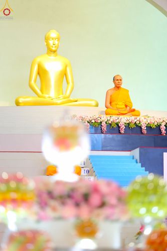 ภาพ No.81528:พิธีตักบาตร ข้าวสารอาหารแห้ง และพิธีบูชาข้าวพระ ณ สภาธรรมกายสากล วัดพระธรรมกาย วันเสาร์ที่ 3 มิถุนายน 2566