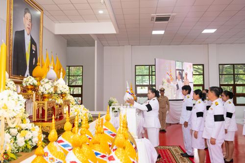 ภาพ No.341747:วันอังคารที่ 28 กรกฎาคม พ.ศ. 2569 คณะสงฆ์และพสกนิกรอำเภอคลองหลวง พร้อมใจจัดพิธีเจริญพระพุทธมนต์ ปฏิบัติธรรม และทำบุญตักบาตร ถวายพระราชกุศลเฉลิมพระเกียรติพระบาทสมเด็จพระเจ้าอยู่หัว