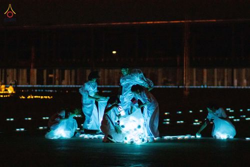 ภาพ No.81909:พิธีจุดวิสาขประทีปและเวียนประทักษิณ เนื่องในวันวิสาขบูชา วันเสาร์ที่ 3 มิถุนายน 2566 ณ ลานธรรมพระมหาธรรมกายเจดีย์ วัดพระธรรมกาย จ.ปทุมธานี