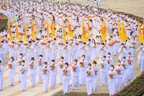 ภาพ No.64487:พิธีบรรพชาสามเณรธรรมทายาท โครงการอุปสมบทบูชาธรรมมหาปูชนียาจารย์ วันเสาร์ที่ 26 พฤศจิกายน พ.ศ. 2565 ณ วัดพระธรรมกาย จ.ปทุมธานี