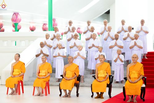 ภาพ No.338805:วันที่ 11 กรกฎาคม พศ.2569 พิธีบรรพชาอุปสมบท โครงการอุปสมบทหมู่ธรรมทายาทนานาชาติ  IDOP รุ่นที่ 21 (ภาษาจีน)  จากประเทศจีน มาเลเซีย สิงคโปร์ และไต้หวัน , โครงการบรรพชาสามเณรโรงเรียนนานาชาติ รุ่นที่ 15