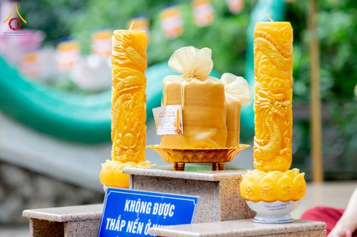 ภาพ No.344497:วันที่ 8-11 สิงหาคม พ.ศ.2569 “ประเพณีเข้าพรรษา เชื่อมพระพุทธศาสนาสองแผ่นดิน” ถวายเทียนพรรษา 9 วัด ณ นครโฮจิมินห์ สาธารณรัฐสังคมนิยมเวียดนาม