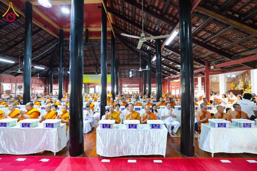 ภาพ No.303390:วันที่ 23 มกราคม พ.ศ. 2569 พิธีเจริญพุทธมนต์ปฏิบัติธรรม มอบทุนการศึกษา  ถวายสังฆทาน 109 วัด เพื่อถวายเป็นพุทธบูชา เพื่อขับเคลื่อนโครงการหมู่บ้านรักษาศีล 5 โดยคณะสงฆ์จังหวัดนครปฐม คณะศิษยานุศิษย์วัดพระธรรมกาย โครงการธรรมยาตรา ปีที่ 14 ณ วัดบางปลา อำเภอบาง