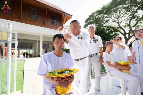 ภาพ No.341230:วันอาทิตย์ที่ 26 กรกฎาคม พ.ศ. 2569 ​โครงการอุปสมบทหมู่บูชาธรรมมหาปูชนียาจารย์ รุ่นที่ ๑ วัดกลางธนรินทร์ ต.บ้านแป้ง อ.พรหมบุรี จ.สิงห์บุรี