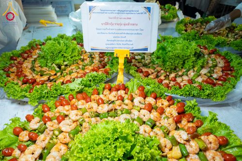 ภาพ No.295872:วันที่ 17 มกราคม พ.ศ. 2569 พิธีถวายภัตตาหารเป็นสังฆทาน แด่พระธรรมยาตรา ณ วัดโบสถ์บน ต.บางคูเวียง จ.นนทบุรี อนุสรณ์สถานลำดับที่ 4 สถานที่เกิดด้วยกายธรรม ในโครงการธรรมยาตรา กตัญญูบูชา มหาปูชนียาจารย์ พระมงคลเทพมุนี(สด จนฺทสโร) พระผู้ปราบมาร อนุสรณ์สถาน 7 แ