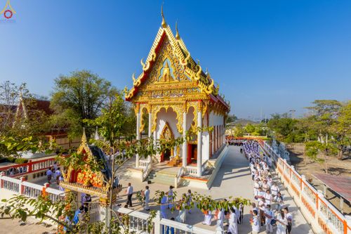 ภาพ No.293352:วันที่ 12 มกราคม พ.ศ. 2569 พิธีทอดผ้าป่าทำนุบำรุงศาสนสถาน ณ วัดผาสุการาม อ.บางเลน จ.นครปฐม ในโครงการธรรมยาตรา กตัญญูบูชา มหาปูชนียาจารย์ พระมงคลเทพมุนี(สด จนฺทสโร) พระผู้ปราบมาร อนุสรณ์สถาน 7 แห่ง ปีที่ 14