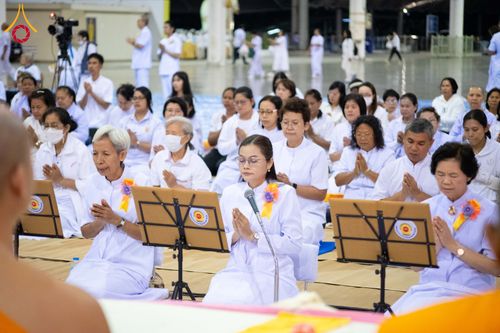 ภาพ No.287209:วันที่ 3 มกราคม พ.ศ.2569 พิธีถวายภัตตาหารเป็นสังฆทาน แด่พระธรรมยาตรา ณ วัดพระธรรมกาย  จังหวัดปทุมธานี ในโครงการธรรมยาตรา กตัญญูบูชา มหาปูชนียาจารย์ พระมงคลเทพมุนี(สด จนฺทสโร) พระผู้ปราบมาร อนุสรณ์สถาน 7 แห่ง ปีที่ 14