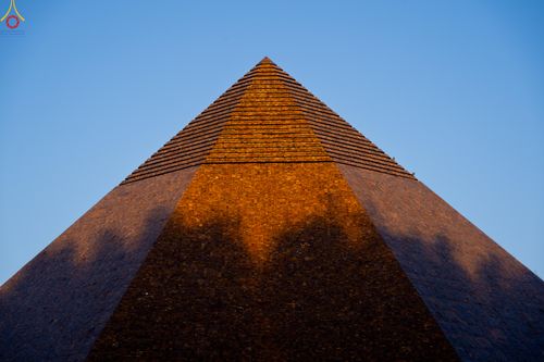 ภาพ No.288421:วันที่ 4 มกราคม พ.ศ. 2569 พระธรรมยาตราปฏิบัติธรรม และถ่ายภาพหมู่ประวัติศาสตร์ ในโครงการธรรมยาตรา กตัญญูบูชา มหาปูชนียาจารย์ พระมงคลเทพมุนี(สด จนฺทสโร) พระผู้ปราบมาร อนุสรณ์สถาน 7 แห่ง ปีที่ 14 ณ อนุสรณ์สถานมหาวิหารพระมงคลเทพมุนี (โลตัสแลนด์) อ.สองพี่น้อง