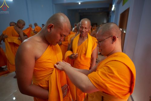 ภาพ No.64705:พิธีบรรพชาสามเณร โครงการบรรพชาสามเณร 500 รูป ประเทศบังกลาเทศ วันที่ 22 พฤศจิกายน พ.ศ. 2565