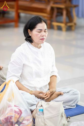 ภาพ No.321846:วันที่ 12 เมษายน พ.ศ.2569 ตักบาตรสงกรานต์ฉลองสามเณรใหม่  ณ ศูนย์ปฏิบัติธรรมระยอง(บ้านช่องลม)