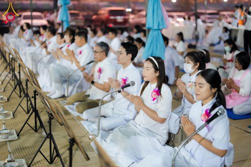 ภาพ No.299169:วันที่ 21 มกราคม พ.ศ. 2569 พิธีถวายภัตตาหารเป็นสังฆทาน แด่พระธรรมยาตรา ณ อนุสรณ์สถานบางปลา วัดบางปลา อำเภอบางเลน จังหวัดนครปฐม ในโครงการธรรมยาตรา กตัญญูบูชา มหาปูชนียาจารย์ พระมงคลเทพมุนี(สด จนฺทสโร) พระผู้ปราบมาร อนุสรณ์สถาน 7 แห่ง ปีที่ 14