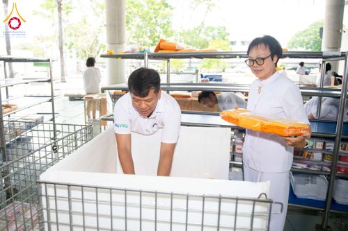ภาพ No.326752:วันที่ 1 พฤษภาคม พ.ศ.2569 พิธีบุพเปตพลี ครั้งที่ 181 ร่วมอุทิศบุญแด่หมู่ญาติที่ล่วงลับไปแล้ว และสืบทอดอายุพระพุทธศาสนา ณ หอฉันคุณยายอาจารย์ฯ วัดพระธรรมกาย