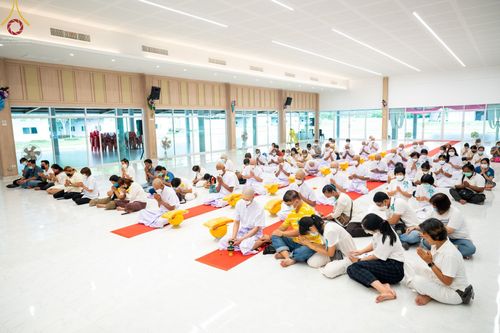 ภาพ No.65633:พิธีปลงผม และพิธีขอขมามอบผ้าไตร นาคธรรมทายาท ในโครงการอุปสมบทบูชาธรรม มหาปูชนียาจารย์ประจำปี 2565 ณ ศูนย์ปฏิบัติธรรมภาคใต้ บางกล่ำ จ.สงขลา วันที่ 19 พฤศจิกายน พ.ศ. 2565