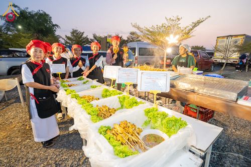 ภาพ No.295796:วันที่ 17 มกราคม พ.ศ. 2569 พิธีถวายภัตตาหารเป็นสังฆทาน แด่พระธรรมยาตรา ณ วัดโบสถ์บน ต.บางคูเวียง จ.นนทบุรี อนุสรณ์สถานลำดับที่ 4 สถานที่เกิดด้วยกายธรรม ในโครงการธรรมยาตรา กตัญญูบูชา มหาปูชนียาจารย์ พระมงคลเทพมุนี(สด จนฺทสโร) พระผู้ปราบมาร อนุสรณ์สถาน 7 แ