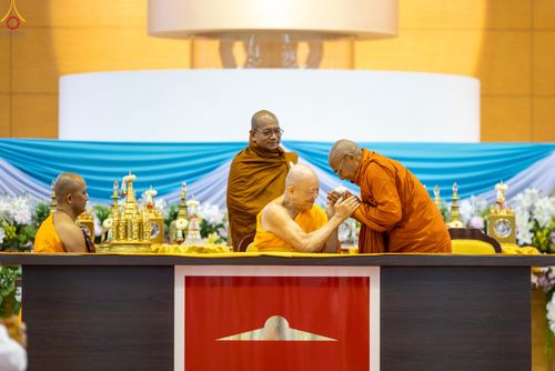ภาพ No.327804:วันที่ 3 พฤษภาคม พ.ศ.2569 พิธีรับมอบพระบรมสารีริกธาตุ จากสาธารณรัฐแห่งสหภาพเมียนมา ณ ห้องแก้วสารพัดนึก วัดพระธรรมกาย
