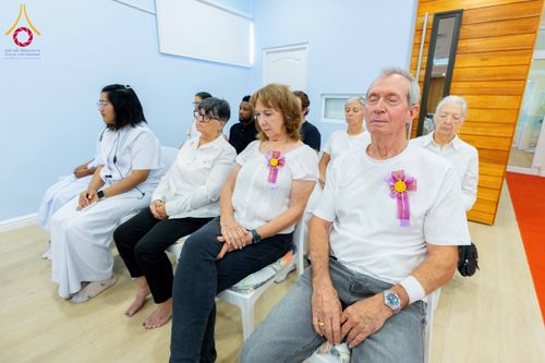 ภาพ No.313257:วันอาทิตย์ที่ 8 มีนาคม พ.ศ. 2569 พิธีสมโภชรูปเหมือนพระมงคลเทพมุนี (สด จนฺทสโร) และพิธีทอดผ้าป่าสามัคคีเพื่อสร้างวิหารพระมงคลเทพมุนี ณ วัดพุทธเคปทาวน์ ประเทศแอฟริกาใต้