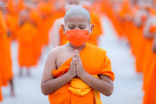 ภาพ No.79947:พิธีขอบรรพชา , พิธีคล้องอังสะ พิธีขอสรณคมน์และศีล , พิธีขอนิสสัย ในโครงการบรรพชาสามเณรฟื้นฟูพระพุทธศาสนาทั่วไทย วันเสาร์ที่ 8 เมษายน พ.ศ.2566