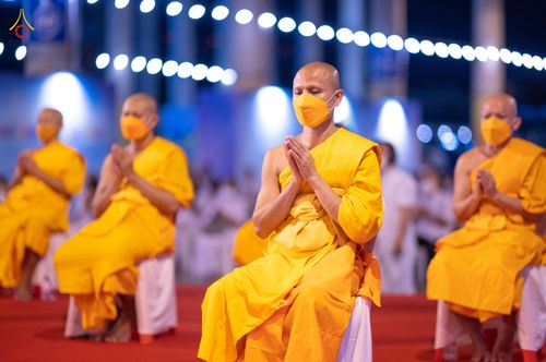 ภาพ No.81920:พิธีฉลองชัยสวดธรรมจักรครบ 5,399,999,999  จบ เนื่องในวันวิสาขบูชา วันเสาร์ที่ 3 มิถุนายน 2566 ณ ลานธรรมพระมหาธรรมกายเจดีย์ วัดพระธรรมกาย จ.ปทุมธานี