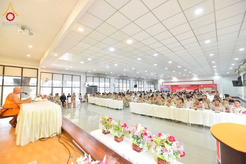 ภาพ No.344090:วันจันทร์ที่ 10 สิงหาคม พ.ศ. 2569  วัดพระธรรมกาย มูลนิธิธรรมกาย และคณะศิษย์ฯ ร่วมส่งแรงใจ “นักปกครองท้องที่ของประชาชน” เนื่องในวันกำนัน ผู้ใหญ่บ้าน 2569 พร้อมร่วมยินดีรางวัลแห่งความภาคภูมิใจของชาวอำเภอคลองหลวง