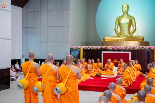 ภาพ No.338881:วันที่ 11 กรกฎาคม พศ.2569 พิธีบรรพชาอุปสมบท โครงการอุปสมบทหมู่ธรรมทายาทนานาชาติ  IDOP รุ่นที่ 21 (ภาษาจีน)  จากประเทศจีน มาเลเซีย สิงคโปร์ และไต้หวัน , โครงการบรรพชาสามเณรโรงเรียนนานาชาติ รุ่นที่ 15