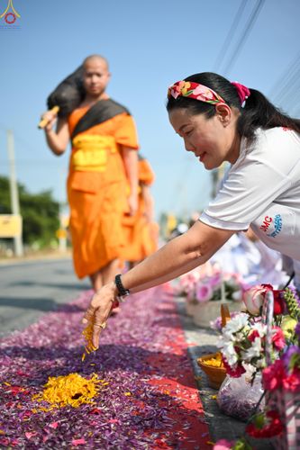 ภาพ No.299425:วันที่ 18 มกราคม พ.ศ. 2569 พิธีต้อนรับพระธรรมยาตรา ณ อนุสรณ์สถานลำดับที่ 5 สถานที่เผยแผ่วิชชาธรรมกายครั้งแรก อนุสรณ์สถานบางปลา วัดบางปลา อำเภอบางเลน จังหวัดนครปฐม ในโครงการธรรมยาตรา กตัญญูบูชา มหาปูชนียาจารย์ พระมงคลเทพมุนี(สด จนฺทสโร) พระผู้ปราบมาร อนุส