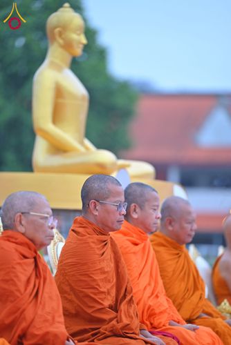 ภาพ No.284649:วันอาทิตย์ที่ 14 ธันวาคม พ.ศ.2568  พิธีทำบุญเมืองสุราษฎร์ธานี 110ปี และพิธีตักบาตรพระสงฆ์ 1,110 รูป  ณ บริเวณริมน้ำวัดกลาง (เก่า) ถนนบ้านดอน ตำบลตลาดใหม่ อำเภอเมือง จังหวัดสุราษฎร์ธานี