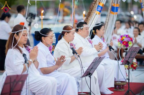 ภาพ No.310802:วันอาทิตย์ที่ 22 กุมภาพันธ์ พ.ศ. 2569 พิธีตักบาตรเเด่คณะพระภิกษุสงฆ์ 1,111 รูป จังหวัดน่าน หนึ่งในโครงการตักบาตรพระ 2,000,000 รูป 77 จังหวัดทั่วไทย ในวาระอันเป็นมงคลยิ่ง ครบรอบ 744 ปี นครน่าน สืบสานศรัทธา ทำบุญใหญ่ของเมืองน่าน ณ ข่วงเมือง วัดภูมินทร์ อำเ