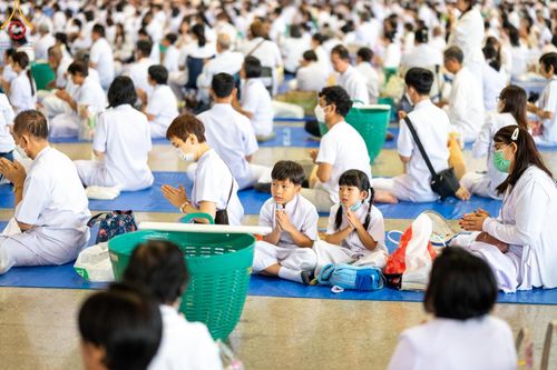 ภาพ No.207241:พิธีตักบาตร และปฏิบัติธรรมช่วงสาย ในวันมาฆบูชา วันพุธที่ 12 กุมภาพันธ์ พ.ศ. 2568 ณ วัดพระธรรมกาย จังหวัดปทุมธานี