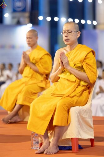 ภาพ No.241189:วันพุธที่ 27 สิงหาคม พ.ศ. 2568 พิธีฉลองชัยสวดมนต์ บทธัมมจักกัปปวัตตนสูตร ครบ 7,650,575,757 จบ ในวันธรรมชัย วัดพระธรรมกาย