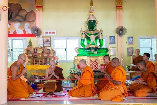 ภาพ No.166663:พิธีทอดกฐิน ณ วัดโพธิ์ไทร อ.เกษตรสมบูรณ์ จ.ชัยภูมิ ในโครงการกฐินสามัคคีทั่วไทย 30,000 วัด บูชาธรรม 80 ปี หลวงพ่อธัมมชโย โดยคณะศิษยานุศิษย์วัดพระธรรมกาย วันที่ 23 ตุลาคม พ.ศ. 2567