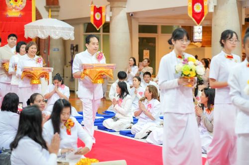 ภาพ No.169394:พิธีทอดกฐินสามัคคี เพื่อสนับสนุนการเผยแผ่พระพุทธศาสนาวิชชาธรรมกาย ณ วัดพระธรรมกายลอนดอน สหราชอาณาจักร วันอาทิตย์ที่ 20 ตุลาคม พ.ศ. 2567