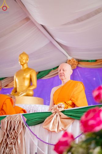 ภาพ No.100330:พิธีทอดกฐินบรมจักรพรรดิ ณ วัดพระธรรมกายแคลิฟอร์เนีย เมืองอาซูซ่า รัฐแคลิฟอร์เนีย ประเทศสหรัฐอเมริกา วันอาทิตย์ที่ 12 พฤศจิกายน พ.ศ. 2566