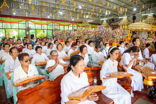 ภาพ No.163332:โครงการกฐินสามัคคีทั่วไทย 30,000 วัด บูชาธรรม 80 ปี หลวงพ่อธัมมชโย โดย คณะศิษยานุศิษย์วัดพระธรรมกาย ณ วัดโสภณาราม อ.ลำลูกกา จ.ปทุมธานี วันที่ 19 ตุลาคม พ.ศ. 2567