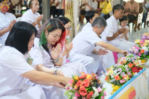 ภาพ No.168886:พิธีทอดกฐิน ณ วัดบ้านน้ำอ้อม จ.บุรีรัมย์ ในโครงการกฐินสามัคคีทั่วไทย 30,000 วัด บูชาธรรม 80 ปี หลวงพ่อธัมมชโย โดยคณะศิษยานุศิษย์วัดพระธรรมกาย วันที่ 23 ตุลาคม พ.ศ. 2567