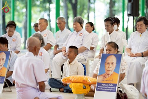 ภาพ No.244693:วันเสาร์ที่ 6 กันยายน พ.ศ. 2568 พิธีขอขมา-รับผ้าไตรของนาคธรรมทายาท โครงการอุปสมบทหมู่บูชาธรรมครบรอบ 108 ปี  วันครูผู้ค้นพบวิชชาธรรมกาย ณ โบสถ์พระไตรปิฎก วัดพระธรรมกาย