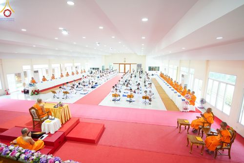 ภาพ No.149588:พิธีทอดผ้าป่ามหามงคล เพื่องานพระพุทธศาสนา , พิธีเจริญพระพุทธมนต์ และพิธีถวายสังฆทานแด่คณะสงฆ์ เนื่องในวันธรรมชัย 56 พรรษา น้อมบูชาธรรมหลวงพ่อธัมมชโย ณ ธรรมอุทยานบ้านแป้ง จ.สิงห์บุรี วันเสาร์ที่ 24 สิงหาคม พ.ศ. 2567