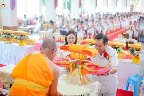 ภาพ No.260294:วันที่ 18 ตุลาคม พ.ศ. 2568 พิธีทอดกฐินสามัคคีทั่วไทย 30,000 วัด โดยคณะศิษยานุศิษย์ บูชาธรรม 81 ปี หลวงพ่อธัมมชโย ณ วัดกิ่วลม ต.บ่อหลวง อ.ฮอด จ.เชียงใหม่