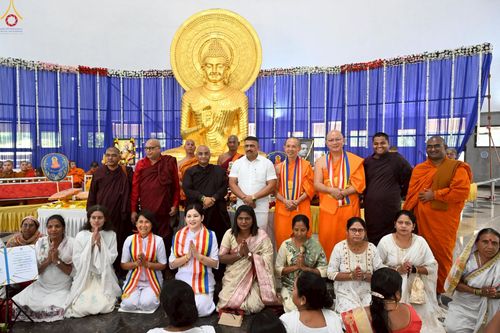 ภาพ No.263305:วันที่ 14 ตุลาคม พ.ศ. 2568 กฐินวัดถ้ำพุทธตรีรัศมี เมืองนาสิก รัฐมหาราษฎร์ ประเทศอินเดีย 