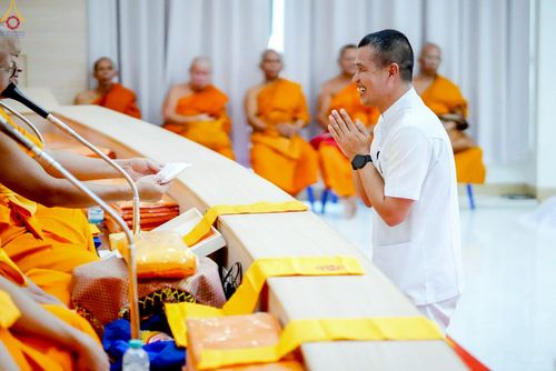 ภาพ No.241695:วันอาทิตย์ที่ 24 สิงหาคม พ.ศ. 2568 พิธีทอดผ้าป่า ฉลองครบรอบ 10 ปี ศูนย์ปฏิบัติธรรมพัทลุง