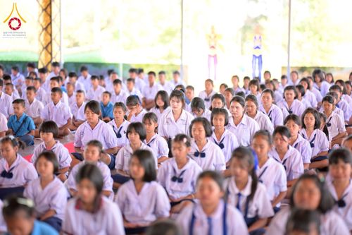 ภาพ No.274868:วันที่ 28 พฤศจิกายน พ.ศ. 2568 รวมพลังเด็กดี V-Star ผู้นำฟื้นฟูศีลธรรมโลก ประจำปี 2568 จังหวัดอุบลราชธานี ณ วัดป่าอุบลแก้ว อ.วารินชำราบ จ.อุบลราชธานี