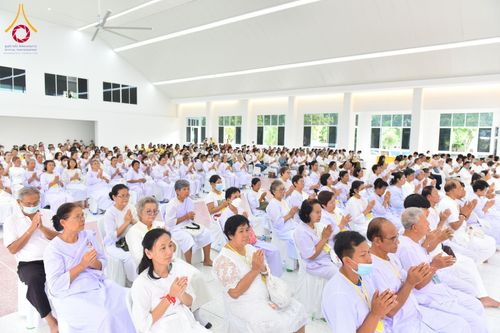 ภาพ No.152503:พิธียกฉัตรขาว 5 ชั้น กางกั้นถวายองค์พระประธาน อาคารปฏิบัติธรรมวัดสายสุวพรรณ ต.คลองสี่ อ.คลองหลวง จ.ปทุมธานี วันเสาร์ที่ 7 กันยายน พ.ศ. 2567