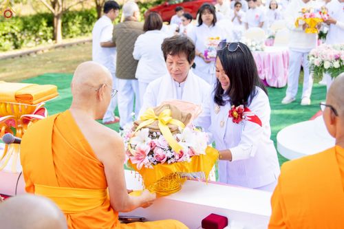ภาพ No.272761:วันอาทิตย์ที่ 19 ตุลาคม พ.ศ. 2568 พิธีทอดกฐินสามัคคี  ณ วัดพระธรรมกายดีซี สหรัฐอเมริกา 