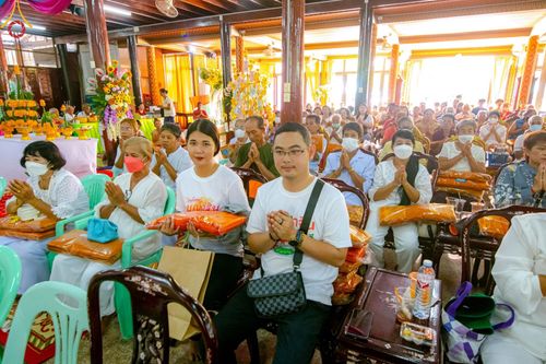 ภาพ No.165223:พิธีทอดกฐิน ณ วัดอินทโชติสังฆโพธิ์ธาราม อ.พนมสารคาม จ.ฉะเชิงเทรา ในโครงการกฐินสามัคคีทั่วไทย 30,000 วัด บูชาธรรม 80 ปี หลวงพ่อธัมมชโย โดยคณะศิษยานุศิษย์วัดพระธรรมกาย วันที่ 20 ตุลาคม พ.ศ. 2567