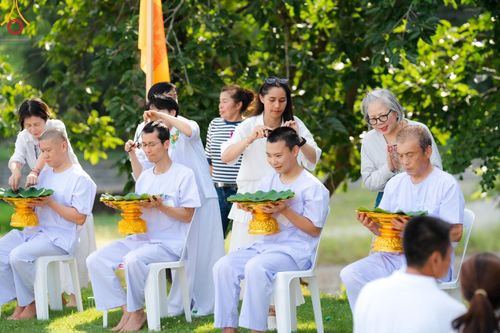 ภาพ No.147433:พิธีตัดปอยผม ขอขมา มอบบาตร ผ้าไตร โครงการปฐมอุปสมบท สมโภชอุโบสถ บูชาธรรม 80 ปี หลวงพ่อธัมมชโย ณ วัดพระธรรมกายโทชิหงิ ประเทศญี่ปุ่น วันพฤหัสบดีที่ 8 สิงหาคม พ.ศ. 2567