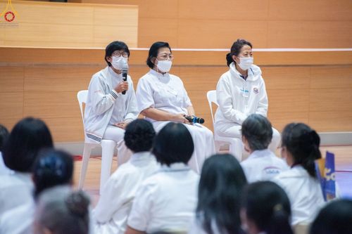 ภาพ No.90403:งานสัมมนา ผู้นำบุญยอดกัลยาณมิตร 77 จังหวัดทั่วไทย โครงการกฐินสามัคคีทั่วไทย 5,000 วัด พุทธศักราช 2566 และโครงการอุปสมบท 3,000 รูป บูชาธรรมมหาปูชนียาจารย์ ระหว่าง วันที่ 6 - 8 ตุลาคม พ.ศ. 2566 ณ จ.นครราชสีมา