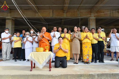 ภาพ No.152613:พิธีเททองหล่อพระพุทธรูปประจำสัตตมหาสถาน ธรรมอุทยานอุโบสถวัดสายสุวพรรณ - กิจกรรมปลูกต้นไม้เฉลิมพระเกียรติ พระบาทสมเด็จพระเจ้าอยู่หัว วันที่ 26 กรกฎาคม พ.ศ. 2567