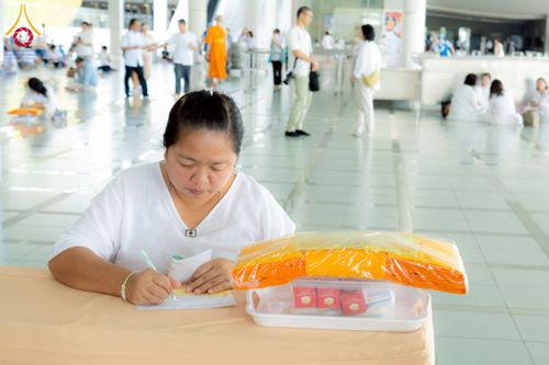 ภาพ No.226534:วันที่ 26 พฤษภาคม พ.ศ. 2568 พิธีบุพเปตพลี ครั้งที่ 164 ร่วมอุทิศบุญแด่หมู่ญาติที่ล่วงลับไปแล้ว และสืบทอดอายุพระพุทธศาสนา ณ หอฉันคุณยายอาจารย์ฯ วัดพระธรรมกาย