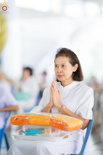 ภาพ No.115549:พิธีเจริญพระพุทธมนต์ และถวายภัตตาหาร ในวาระครบ 115 ปี วันคล้ายวันเกิด คุณยายอาจารย์ มหารัตนอุบาสิกาจันทน์ ขนนกยูง (ผู้ให้กำเนิดวัดพระธรรมกาย) วันศุกร์ที่ 19 มกราคม พ.ศ. 2567 ณ หอฉันคุณยายอาจารย์ วัดพระธรรมกาย