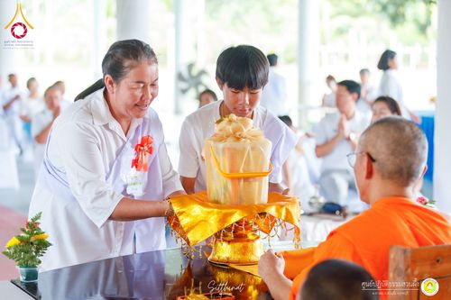 ภาพ No.158762:พิธีทอดผ้าป่า ศูนย์ปฏิบัติธรรมสวนผึ้ง จ.ราชบุรี วันที่ 15 กันยายน พ.ศ. 2567